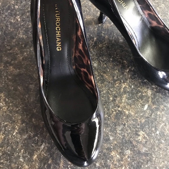 Patent leather pumps - Picture 2 of 3